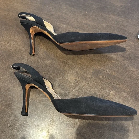 Monolo Blahnik Slingback Heels - Picture 3 of 7